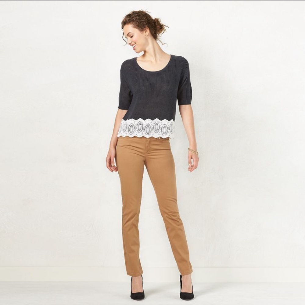 Beautiful LC crochet crop sweater!